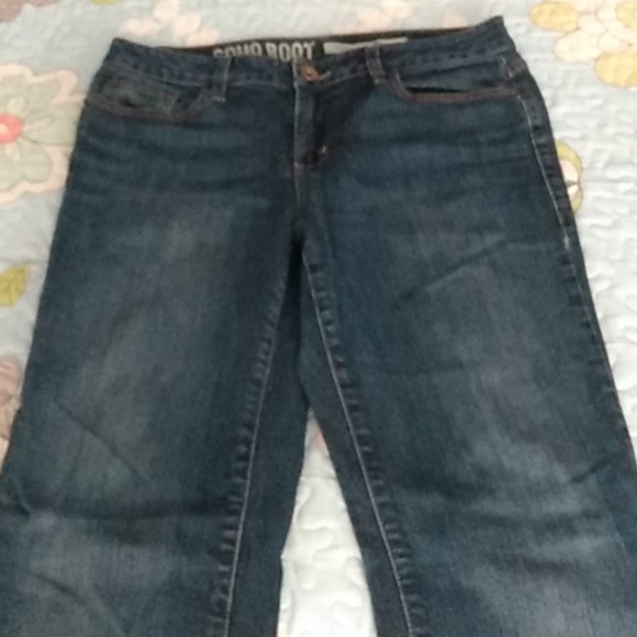 DKNY Jeans - Picture 2 of 5